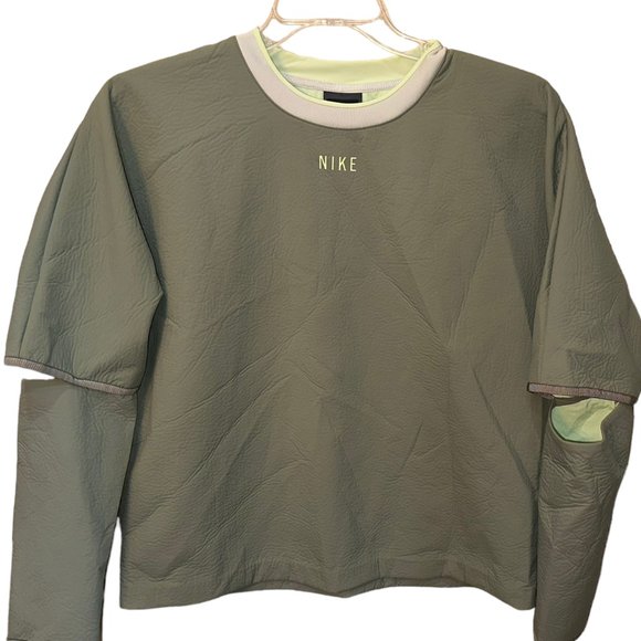 Women's Nike Tech Packed Crew Open Elbow Dark Stucco Crew Top Size Large - Picture 1 of 6